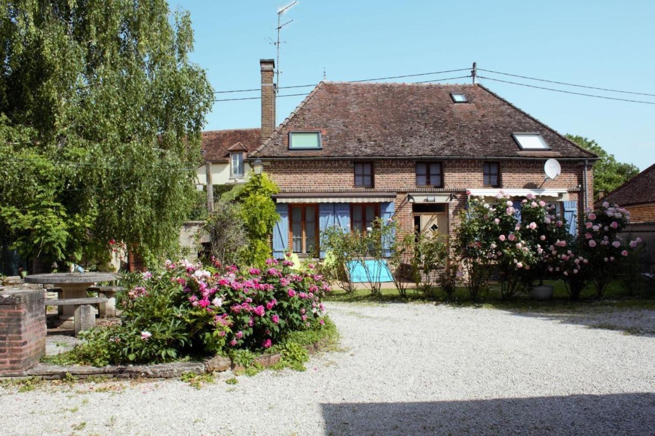 Gites Famille En Othe Bouilly  Exterior photo