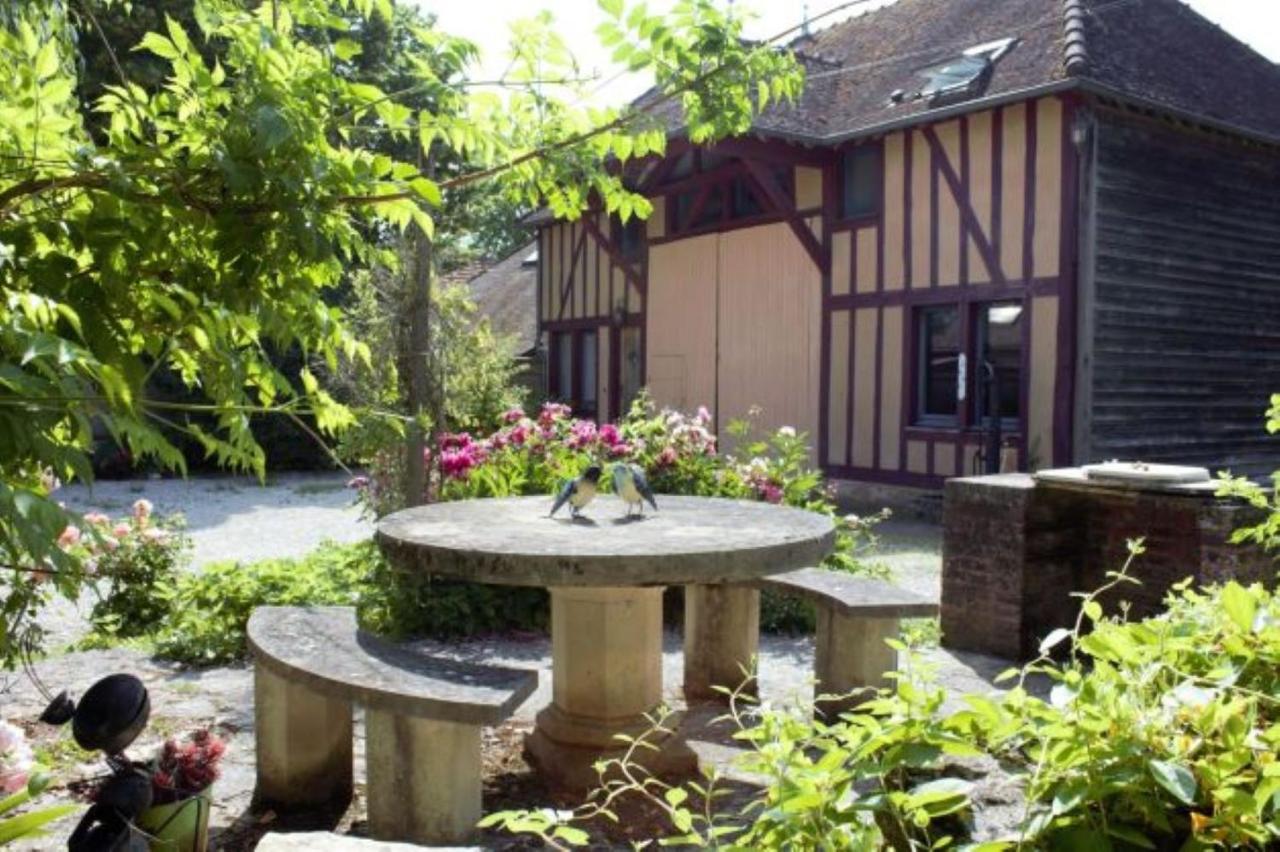 Gites Famille En Othe Bouilly  Exterior photo