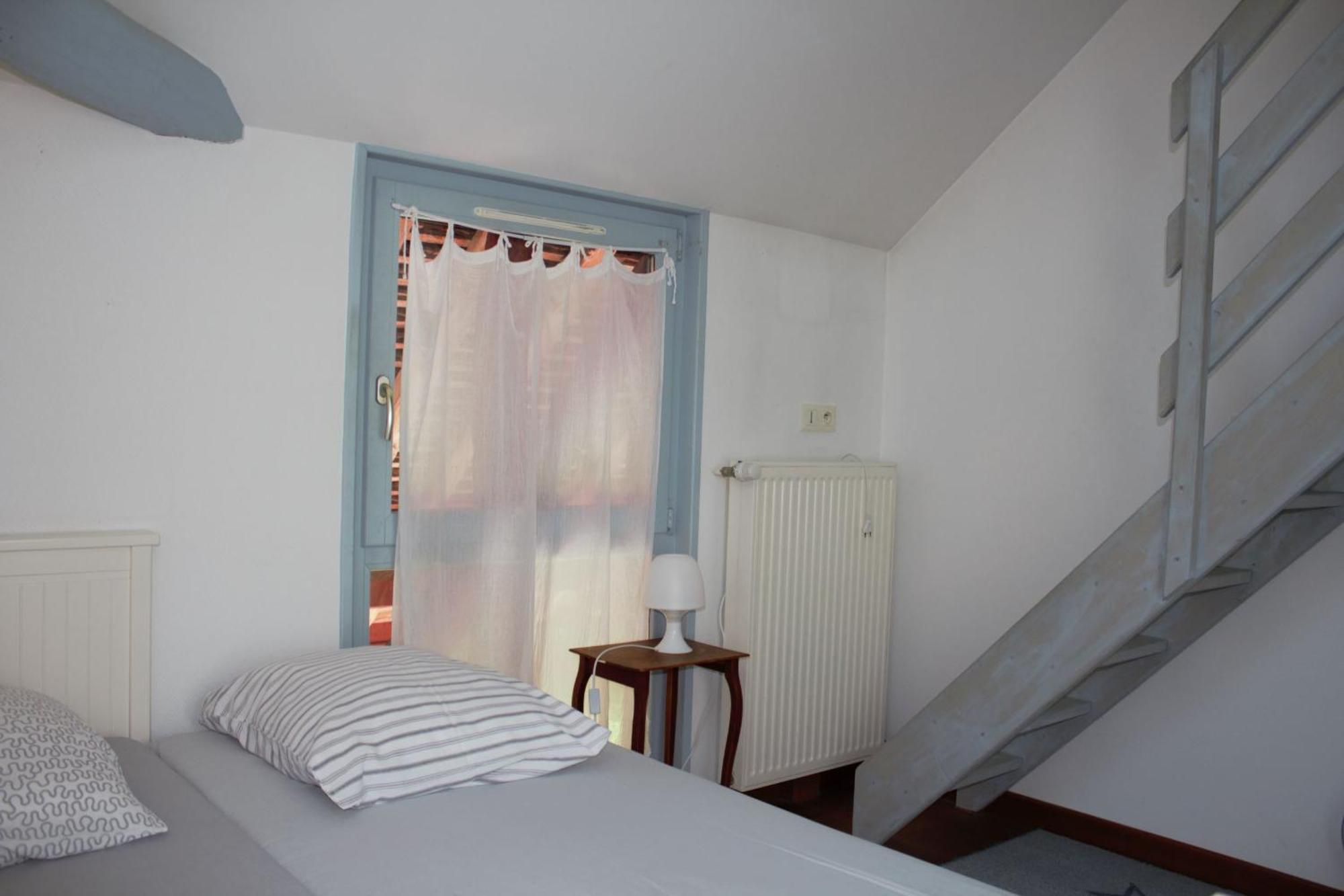 Gites Famille En Othe Bouilly  Room photo
